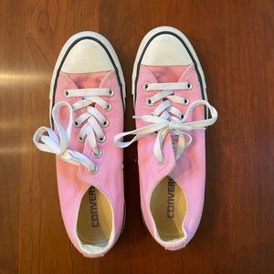Converse Shoes Low Top Light Pink Size 7